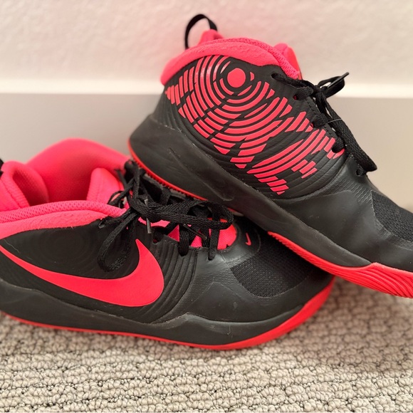 Nike Shoes - Nike Black and Red Athletic Shoes